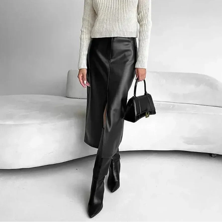 Aysha חצאית דמוי עור גבוהה עם שסע קדמי