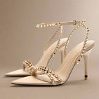 נעלי עקב – קנדי